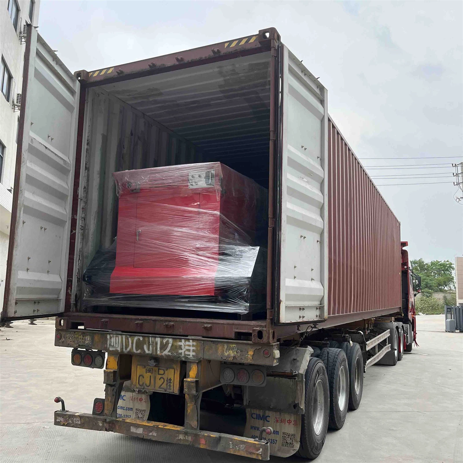 Quarry Saw Machine Loading Container Quarry Saw Machine Loading Container